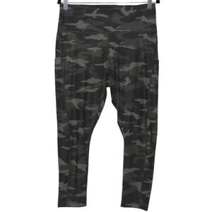 Athleta Ultimate Stash Pocket Camo 7/8 Tight Olive Size 1x NWT